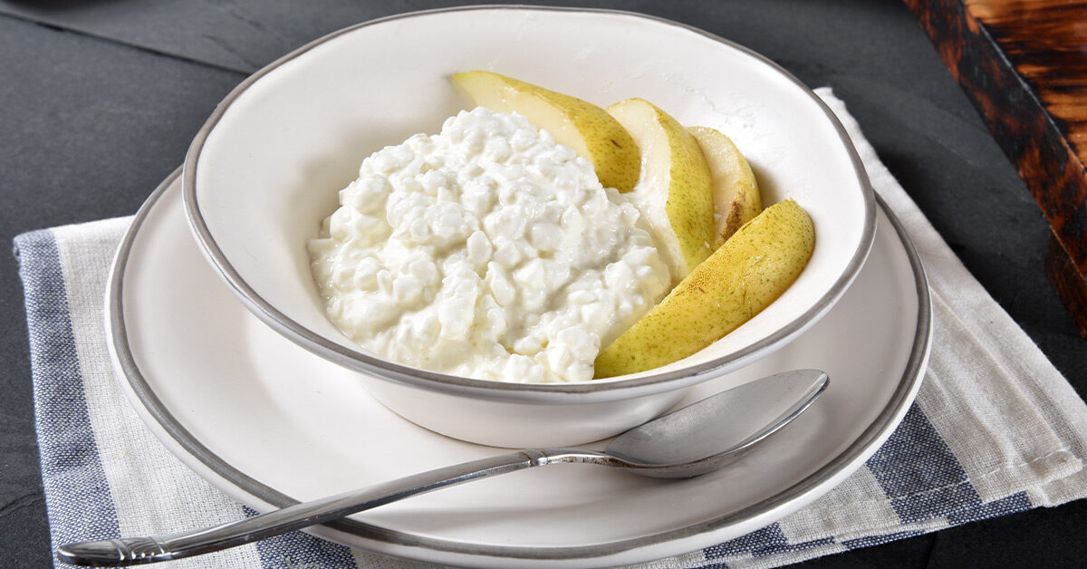 What is Cottage cheese? Top Cottage Cheese health benefits.